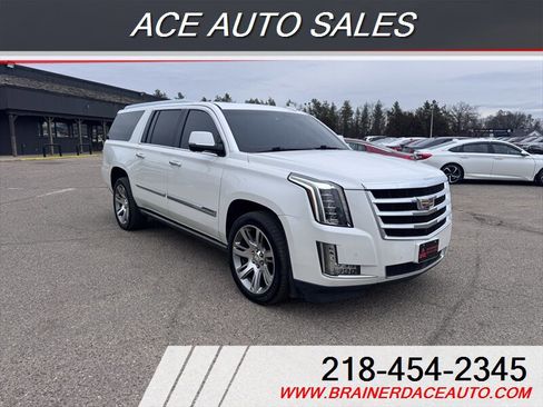 Used 2016 Cadillac Escalade ESV Premium image 2