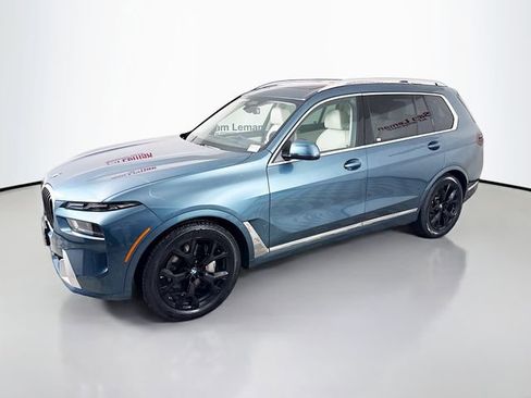 Certified 2024 BMW X7 xDrive40i image 3