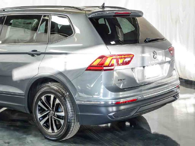 Used 2024 Volkswagen Tiguan S AWD/4WD image 10