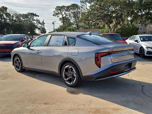 New 2025 Kia K4 EX image 6