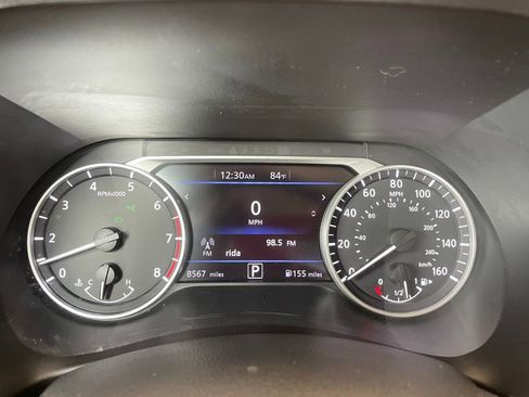 Certified 2022 Nissan Sentra SR w/ Lighting Package FWD image 7