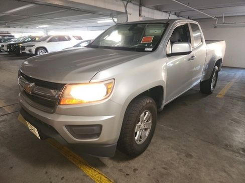 Used 2019 Chevrolet Colorado W/T w/ WT Convenience Package image 5