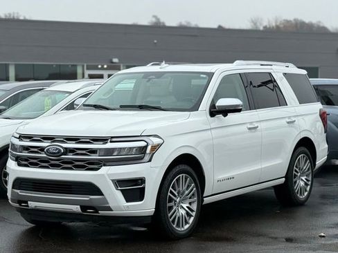 Certified 2022 Ford Expedition Platinum image 41