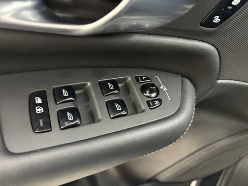 Used 2021 Volvo XC90 T8 Inscription w/ Advanced Package image 31