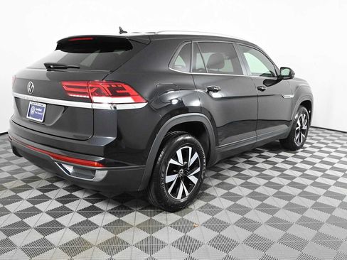 Certified 2023 Volkswagen Atlas Cross Sport SE FWD image 6