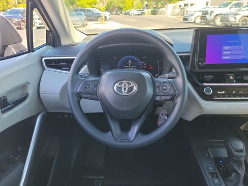 Used 2026 Toyota Corolla Cross L FWD image 16