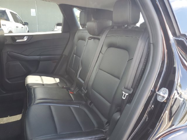 Used 2022 Ford Escape SEL w/ Technology Package FWD image 12