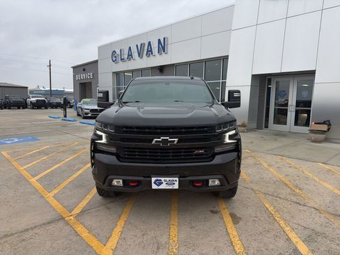 Used 2021 Chevrolet Silverado 1500 LT Trail Boss w/ Bed Protection Package image 2