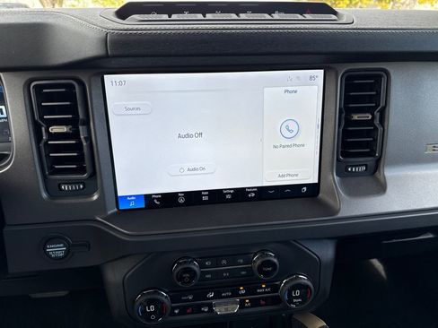 New 2025 Ford Bronco Badlands image 10