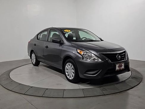 Used 2019 Nissan Versa S image 8