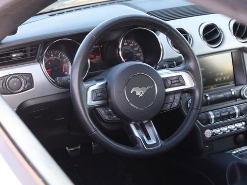 Used 2015 Ford Mustang GT Premium image 21