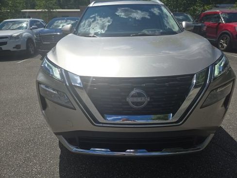 Used 2023 Nissan Rogue Platinum w/ Platinum Premium Package FWD image 8