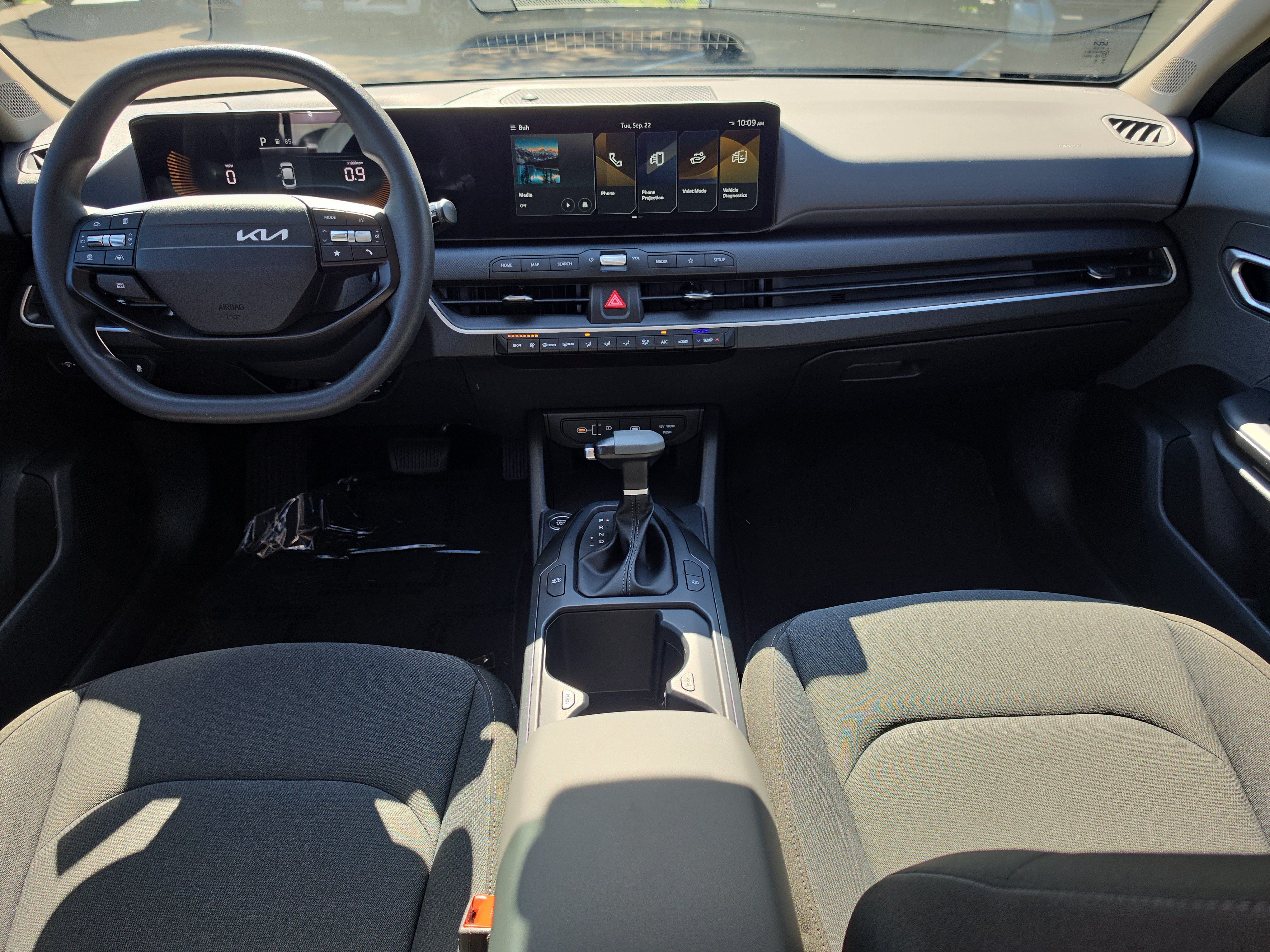 Used 2026 Kia K4 FWD image 11