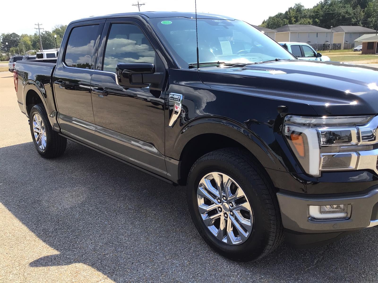 New 2026 Ford F150 King Ranch w/ Equipment Group 601A High AWD/4WD image 9