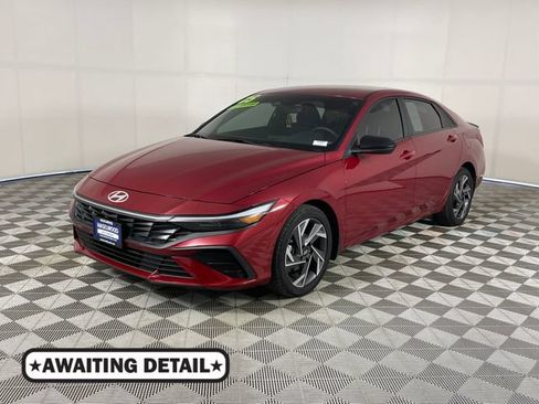 Used 2025 Hyundai Elantra Sport FWD image 1