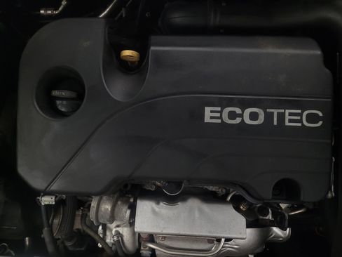 Used 2021 Chevrolet Equinox LT FWD image 30
