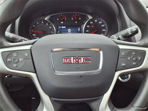 Used 2023 GMC Terrain SLE image 19