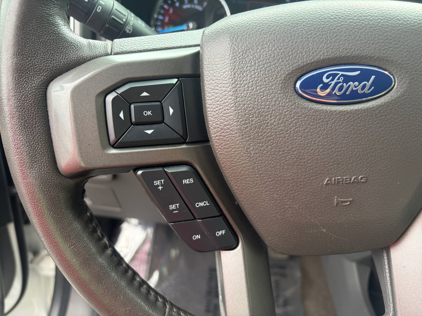 Used 2020 Ford Expedition Max XLT w/ Equipment Group 202A AWD/4WD image 10