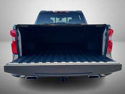 Used 2019 Chevrolet Silverado 1500 High Country w/ High Country Premium Package image 8