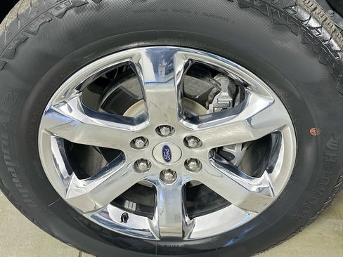 Used 2021 Ford F150 Lariat w/ Equipment Group 502A High image 30