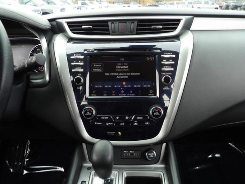 Used 2022 Nissan Murano S image 19