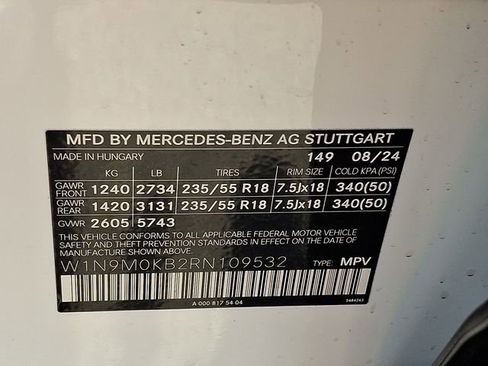 Used 2024 Mercedes-Benz EQB 300 4MATIC w/ Winter Package image 29