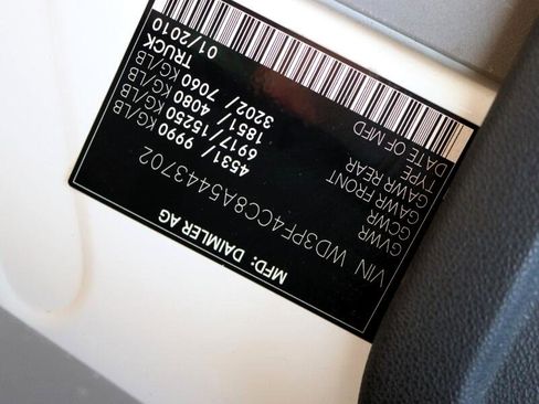 Used 2010 Mercedes-Benz Sprinter 3500 image 21