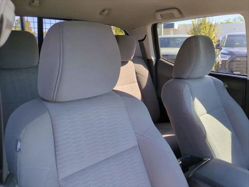 Certified 2019 Toyota Tacoma SR5 image 7