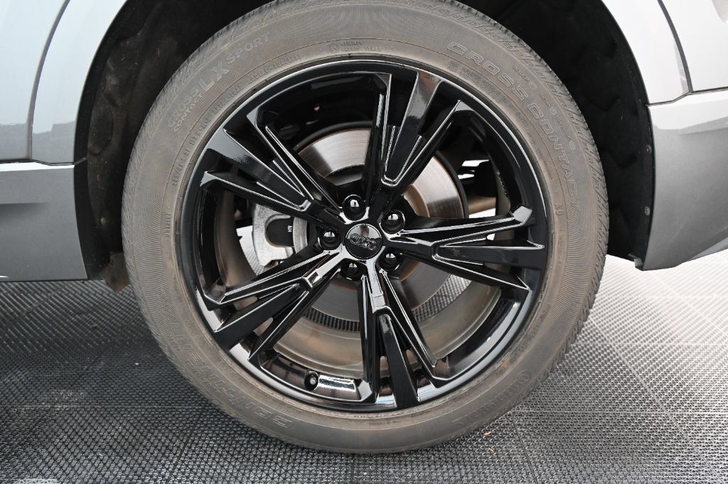 Used 2020 Audi Q8 Premium w/ Cold Weather Package AWD/4WD image 46