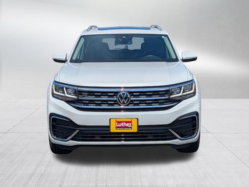 Used 2022 Volkswagen Atlas SEL R-Line AWD/4WD image 2