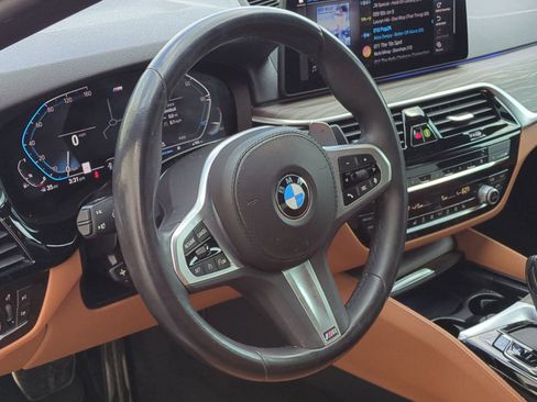 Certified 2023 BMW 540i w/ M Sport Package image 18