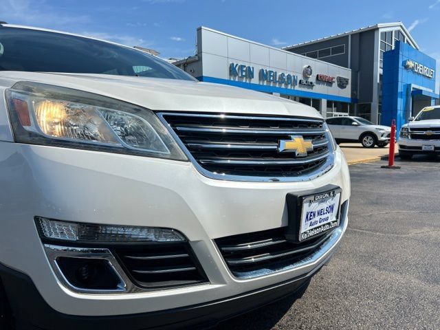 Used 2014 Chevrolet Traverse LTZ AWD/4WD image 3