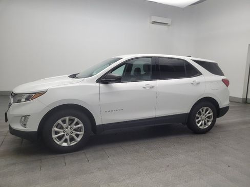 Used 2019 Chevrolet Equinox LS FWD image 2