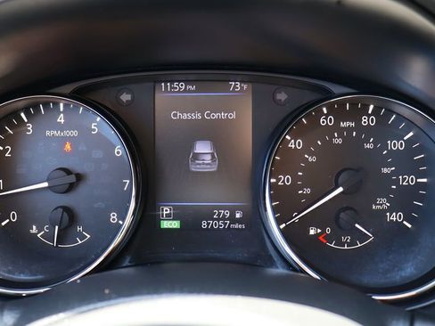 Used 2020 Nissan Rogue SV image 44