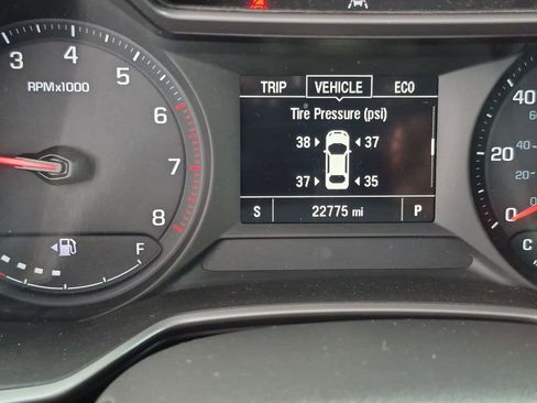 Used 2023 Chevrolet TrailBlazer LS FWD image 4