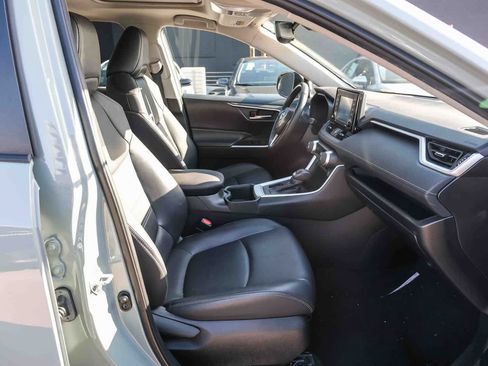 Certified 2022 Toyota RAV4 XLE Premium FWD image 18