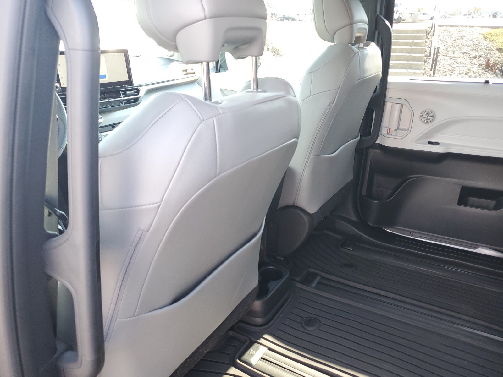 Certified 2025 Toyota Sienna XLE w/ XLE Plus Package AWD/4WD image 15