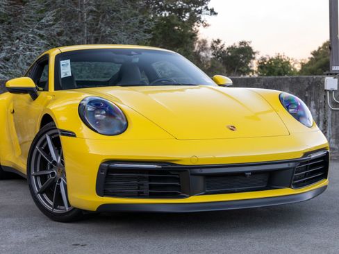 Used 2021 Porsche 911 Carrera S image 9