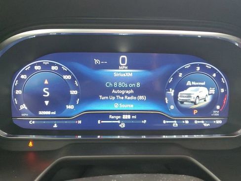 Used 2023 Chevrolet Tahoe Premier image 11