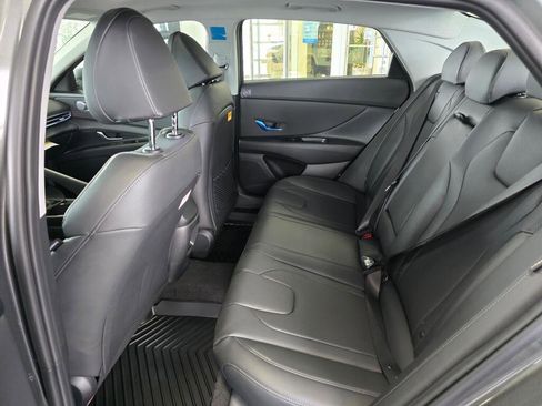 New 2026 Hyundai Elantra Limited image 37