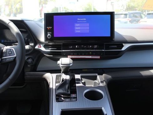 Certified 2026 Toyota Sienna XLE FWD image 20