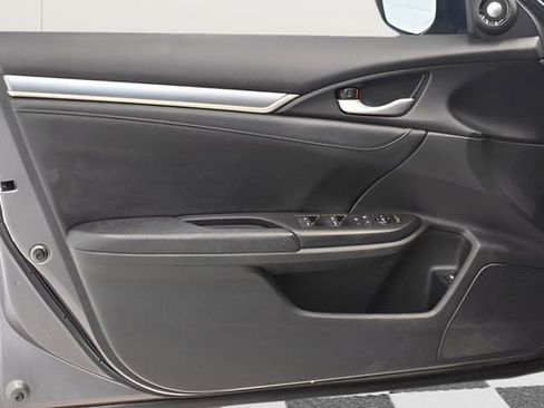 Used 2017 Honda Civic Touring image 20