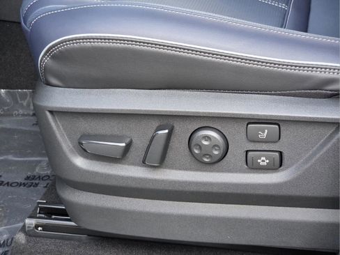 New 2026 INFINITI QX80 4WD image 13