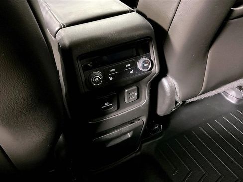 Used 2019 GMC Acadia Denali w/ Technology Package image 36