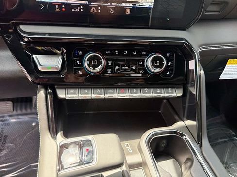 New 2026 GMC Sierra 1500 AT4X AWD/4WD image 25