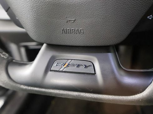 Used 2017 Chevrolet Camaro SS image 28