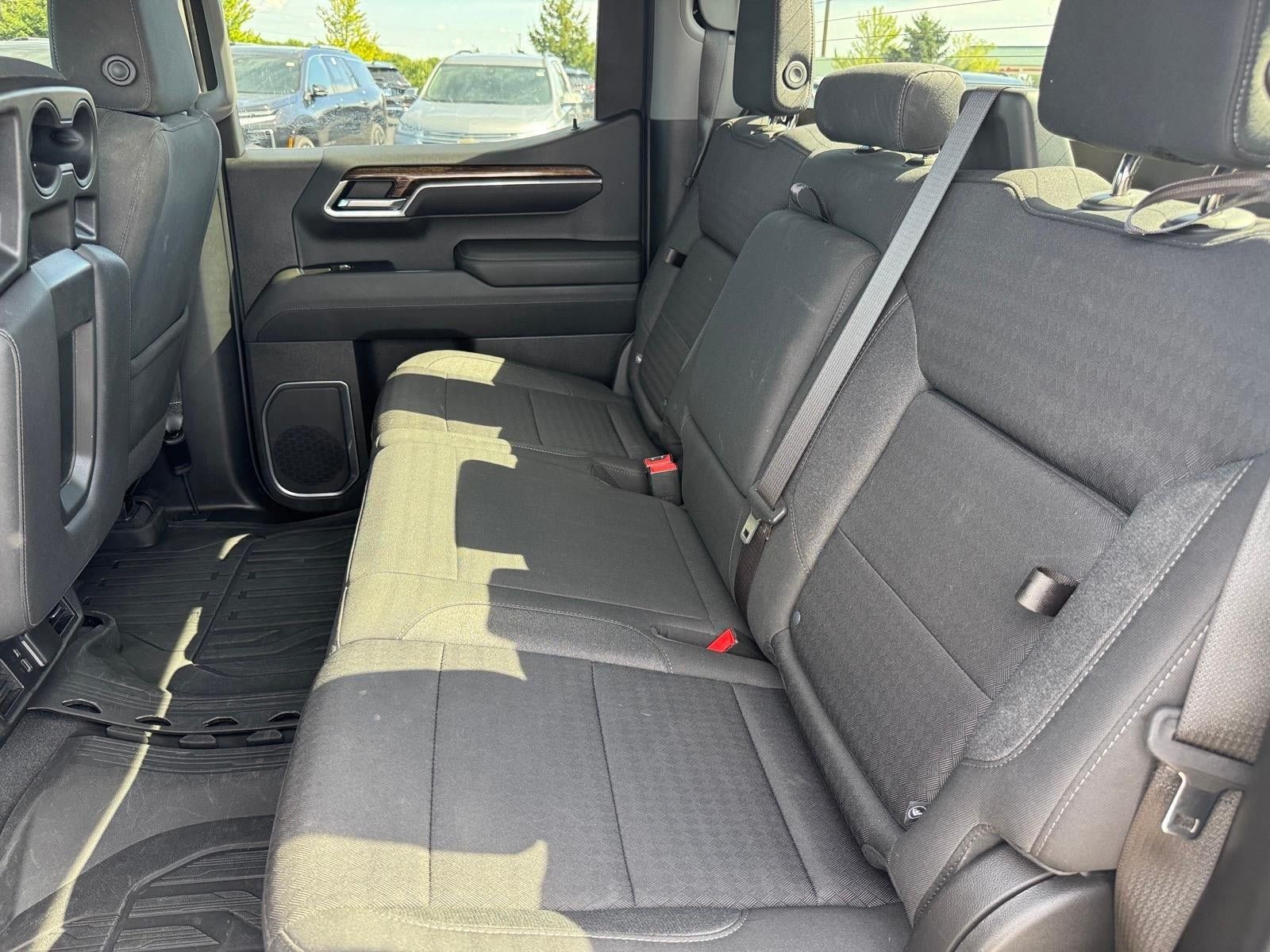 Used 2022 GMC Sierra 1500 Elevation w/ LPO, Elevation Black Package AWD/4WD image 7
