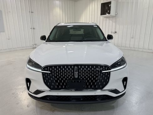 New 2025 Lincoln Aviator 2WD w/ Equipment Group 101A image 33