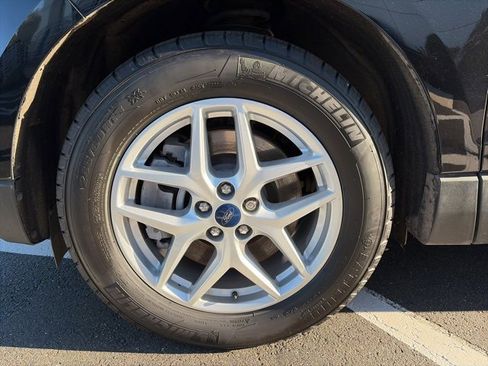 Used 2022 Ford Edge SEL w/ Convenience Package image 10