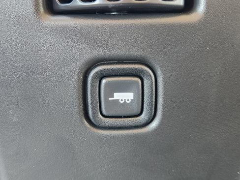 New 2025 Chevrolet Express 2500 image 21